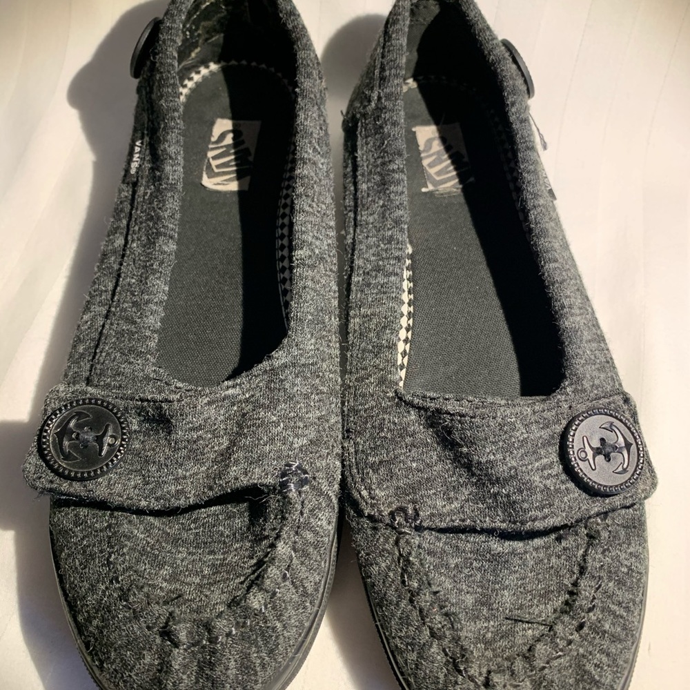 Vans EUC flats. Black/gray marled fabric. Sz 8